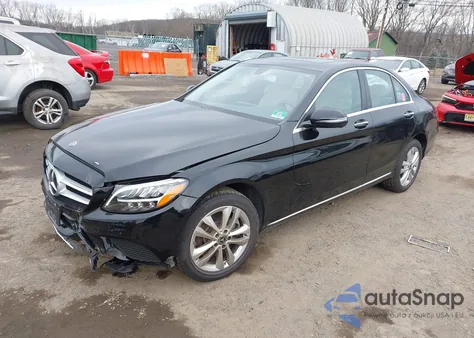 2019 Mercedes-Benz C 300 4Matic из США, поврежденный, VIN 55SWF8EB5KU289476